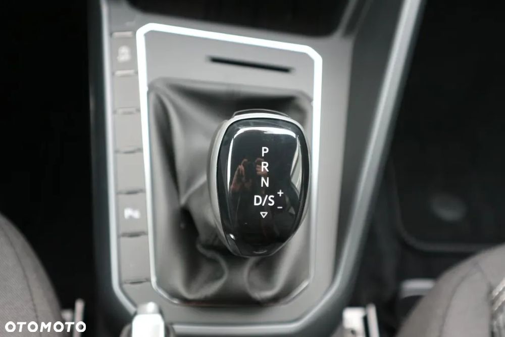 Volkswagen Taigo 1.0 TSI Life Plus DSG - 12