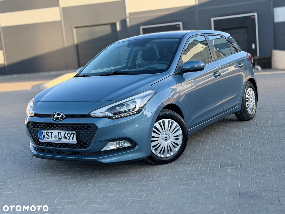 Hyundai i20 1.4 Comfort EU5 - 2