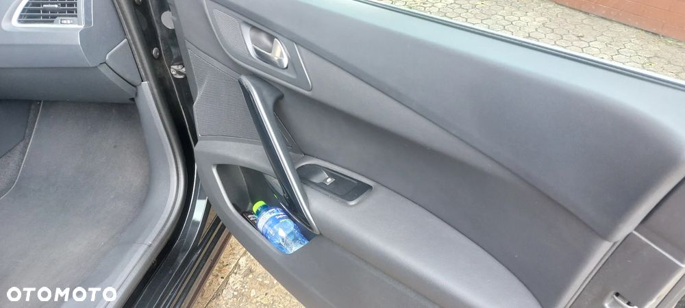 Peugeot 508 1.6 e-THP Allure S&S - 11