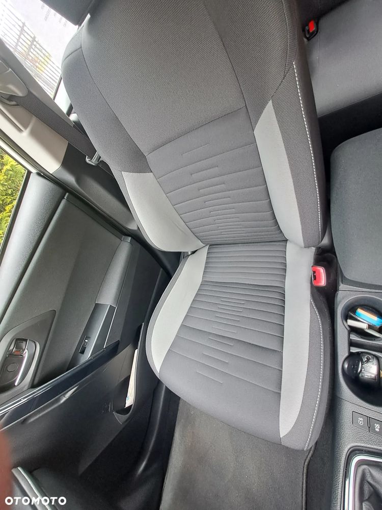 Toyota Auris 1.2 Turbo Edition S+ - 13