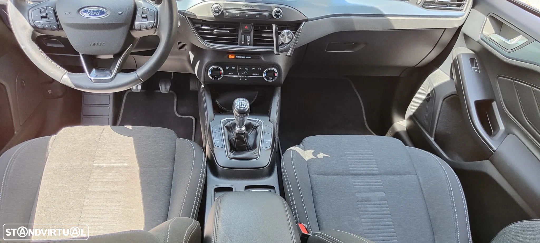 Ford Focus 1.0 EcoBoost Active - 8
