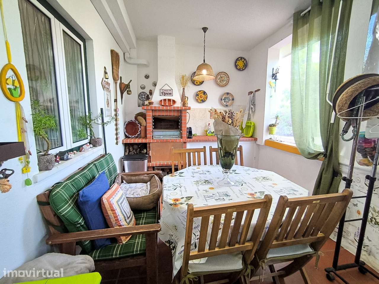 Moradia T3+1 com jardim, piscina e excelentes áreas – próxima de Tomar - Grande imagem: 4/57