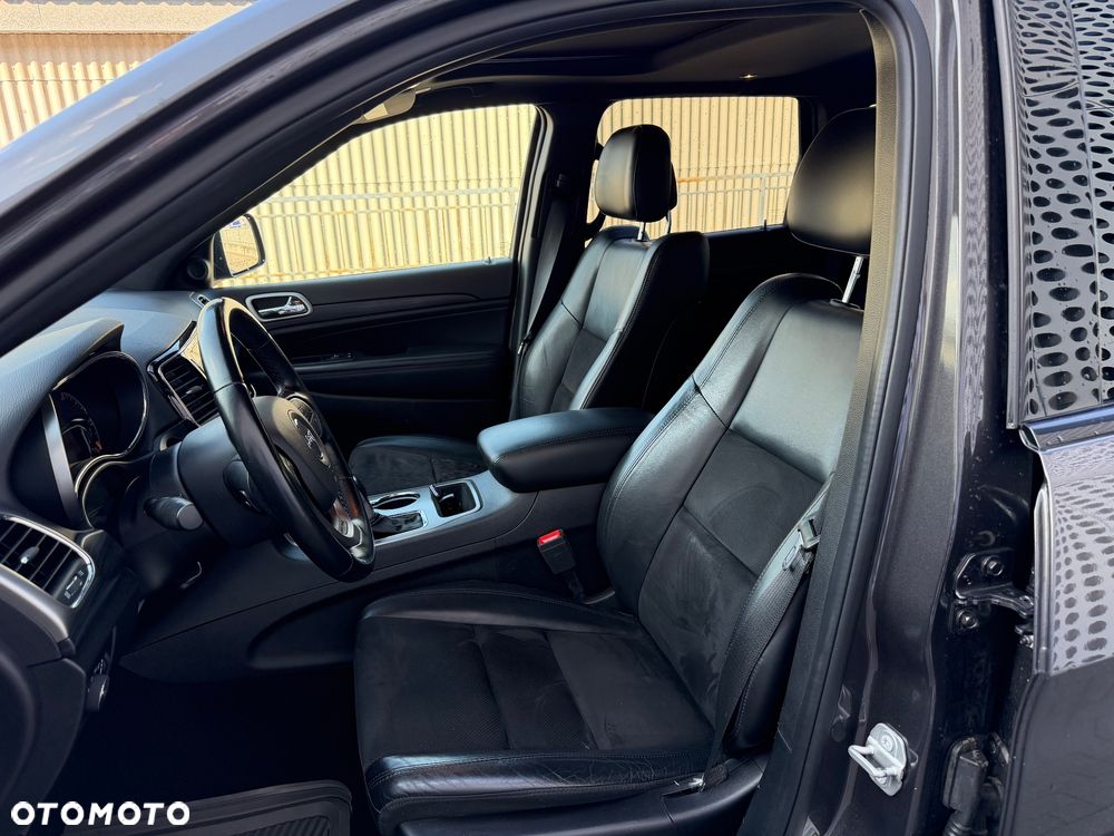 Jeep Grand Cherokee - 17