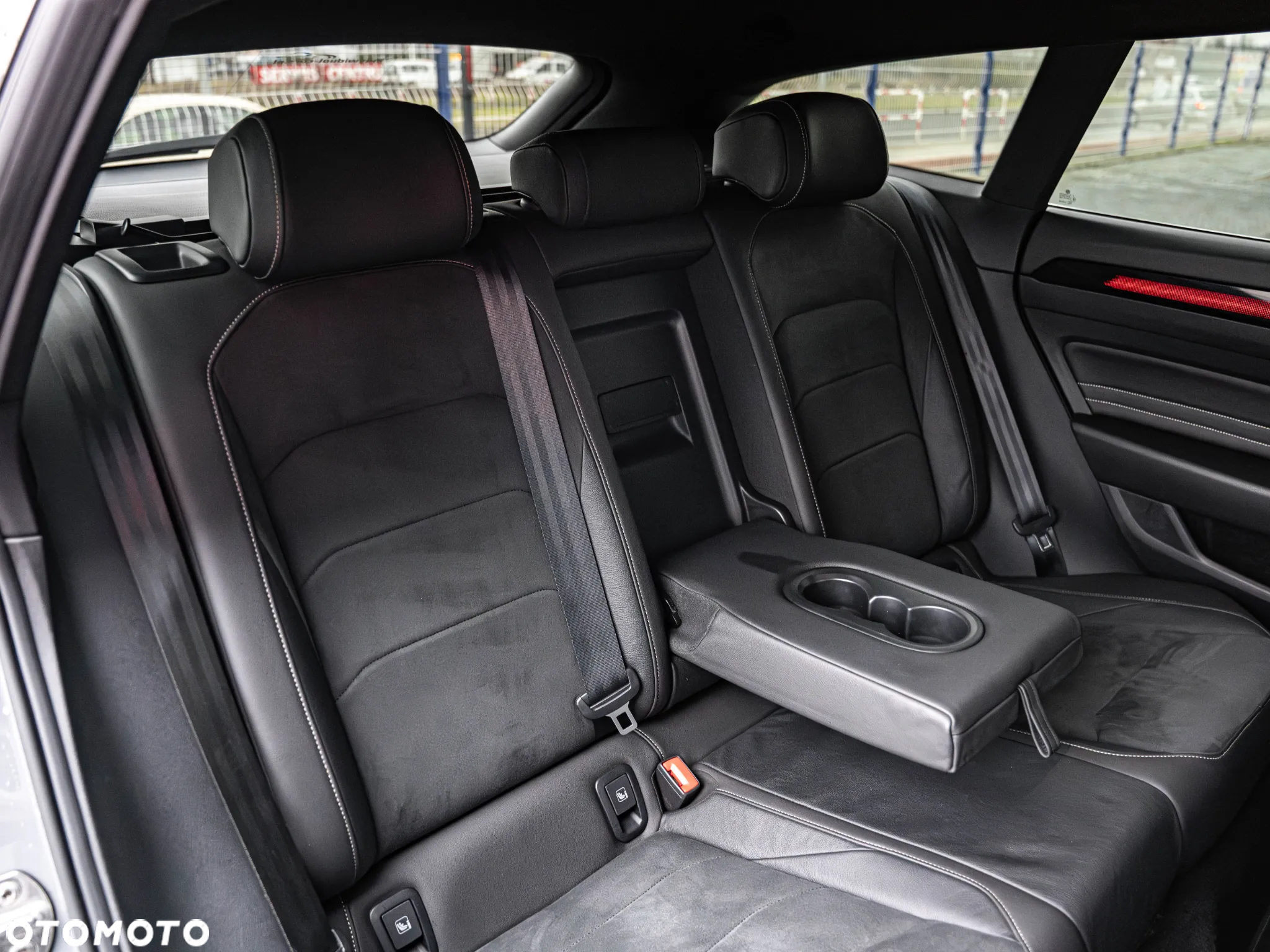 Volkswagen Arteon Shooting Brake 2.0 TDI SCR DSG R-Line - 29