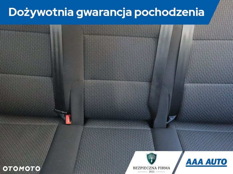 Volkswagen Multivan - 23