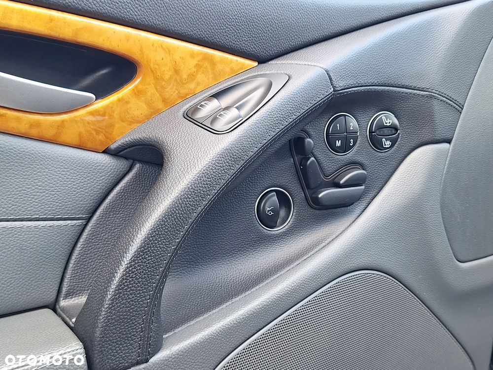 Mercedes-Benz SL 500 7G-TRONIC - 28