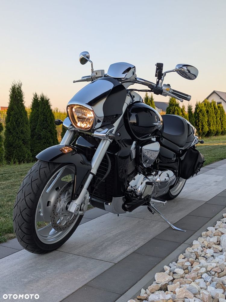 Suzuki Boulevard - 21