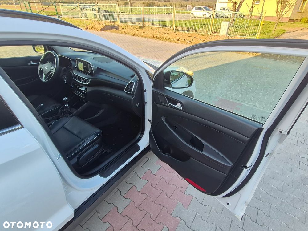 Hyundai Tucson 1.6 Turbo 2WD Style - 24