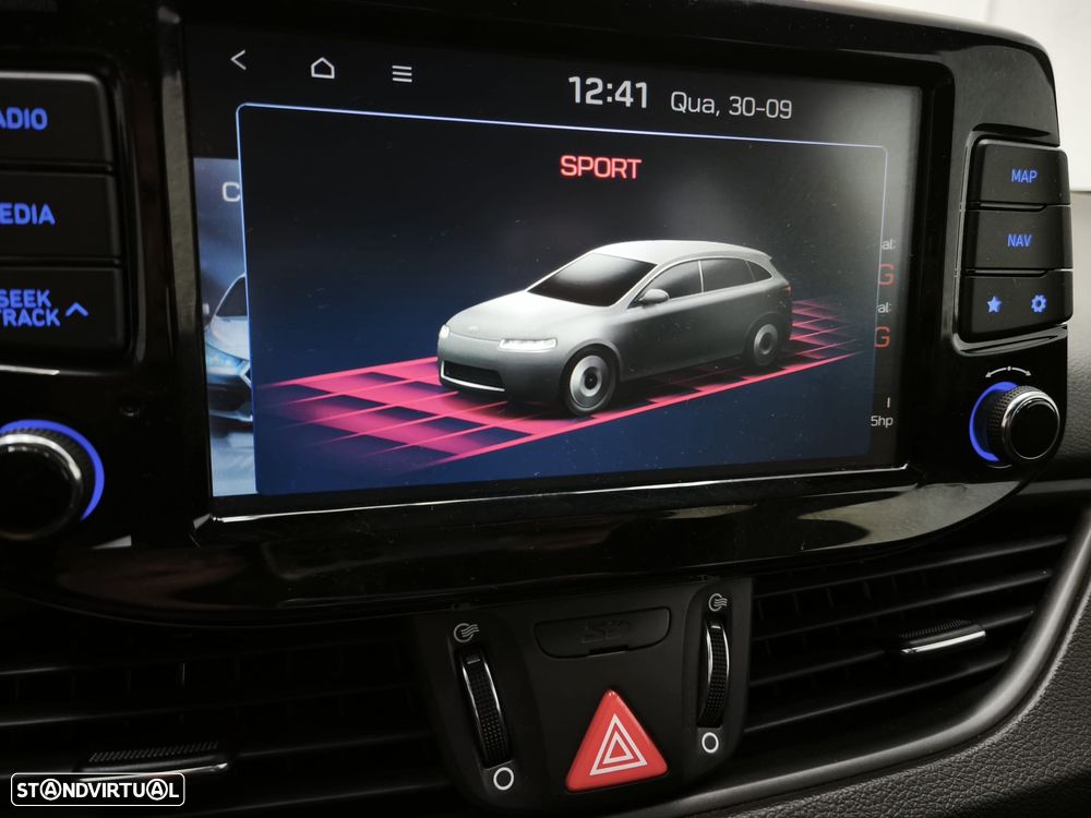 Hyundai i30 - 16