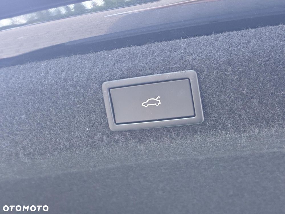 Skoda Octavia 2.0 TDI Selection DSG - 33