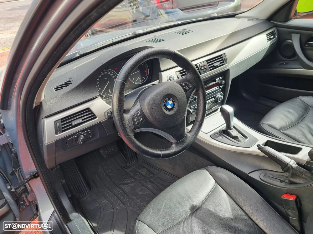 BMW 320 d Auto - 19