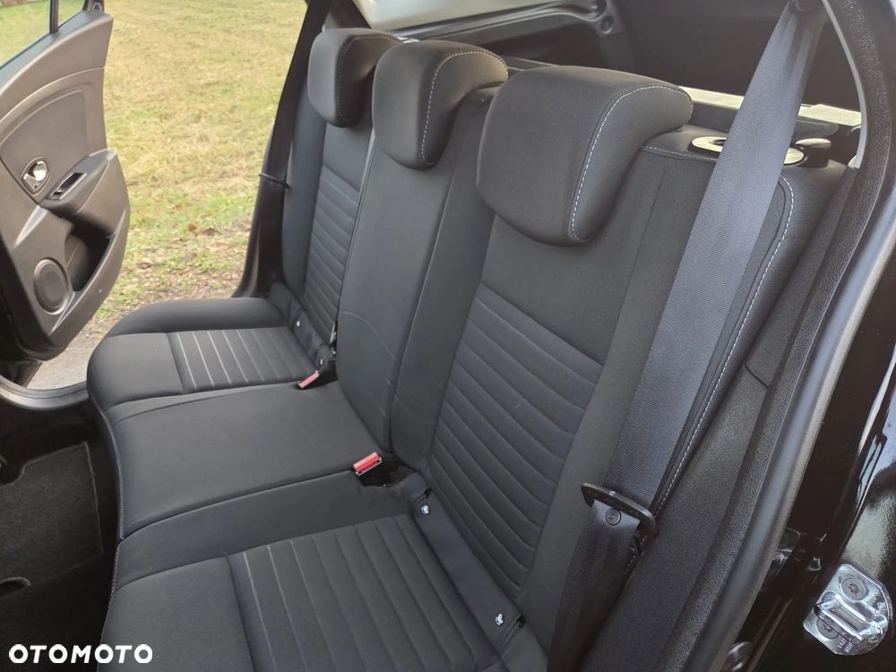 Renault Megane 1.6 16V 110 LIMITED - 25