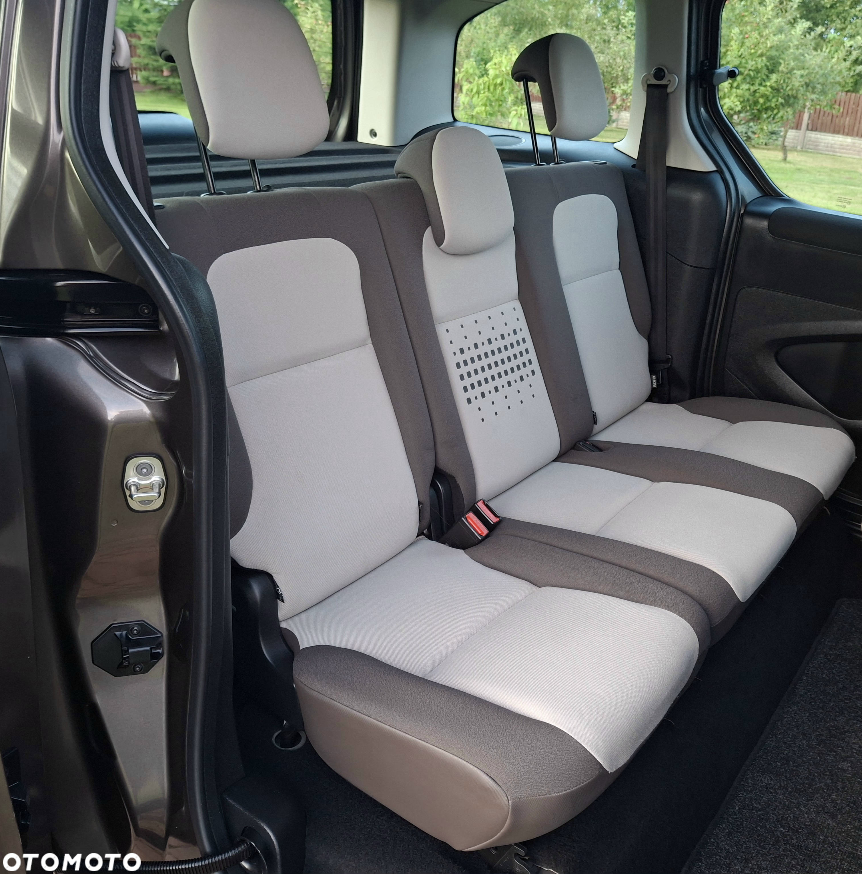Citroën Berlingo Multispace BlueHDi 100 FEEL - 25