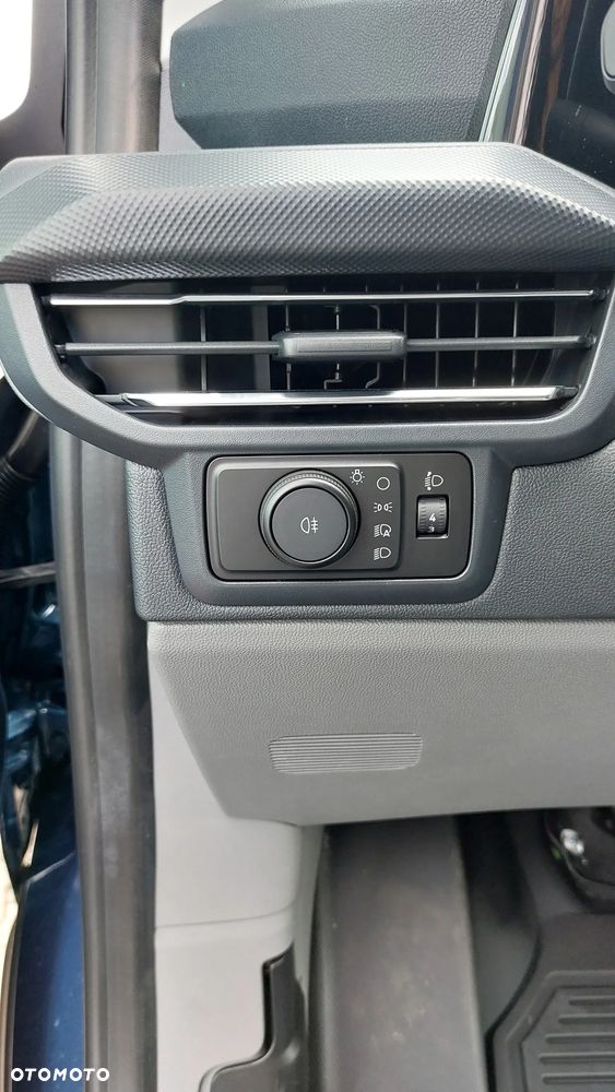 Ford Transit - 25