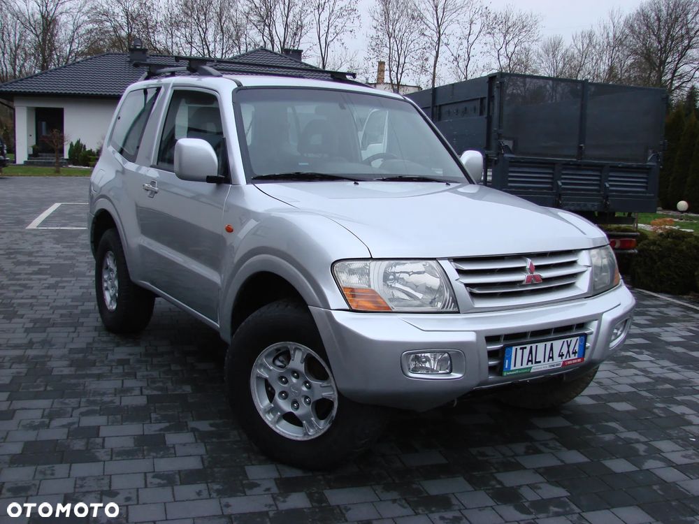 Mitsubishi Pajero 2.5 TD Classic - 1