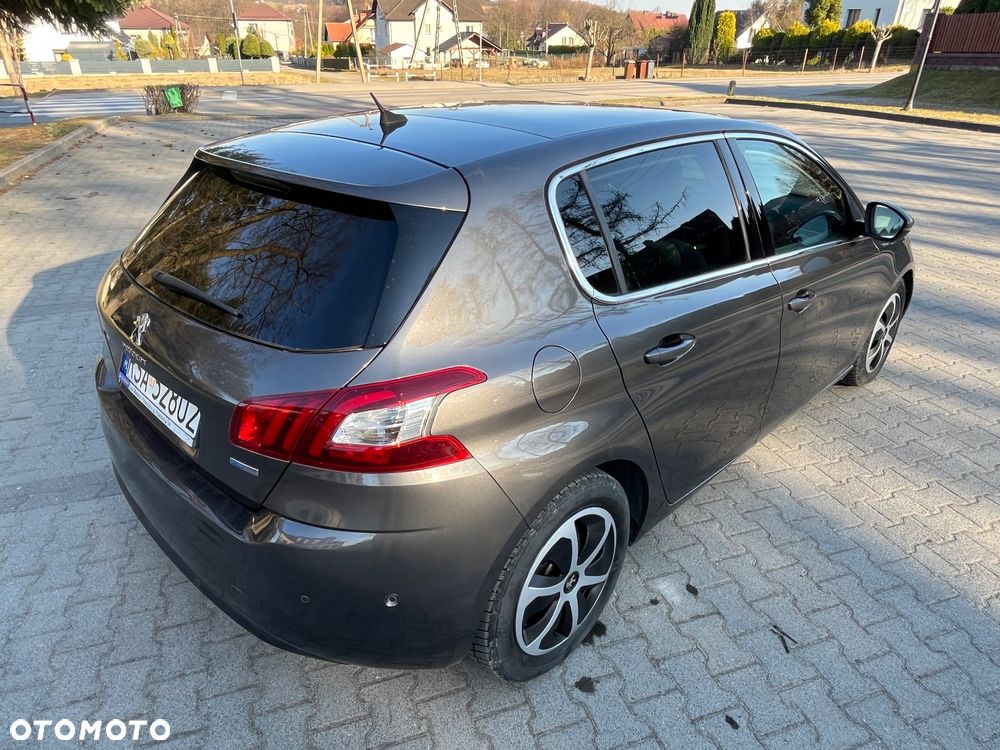 Peugeot 308 1.2 PureTech Allure S&S EAT6 - 21