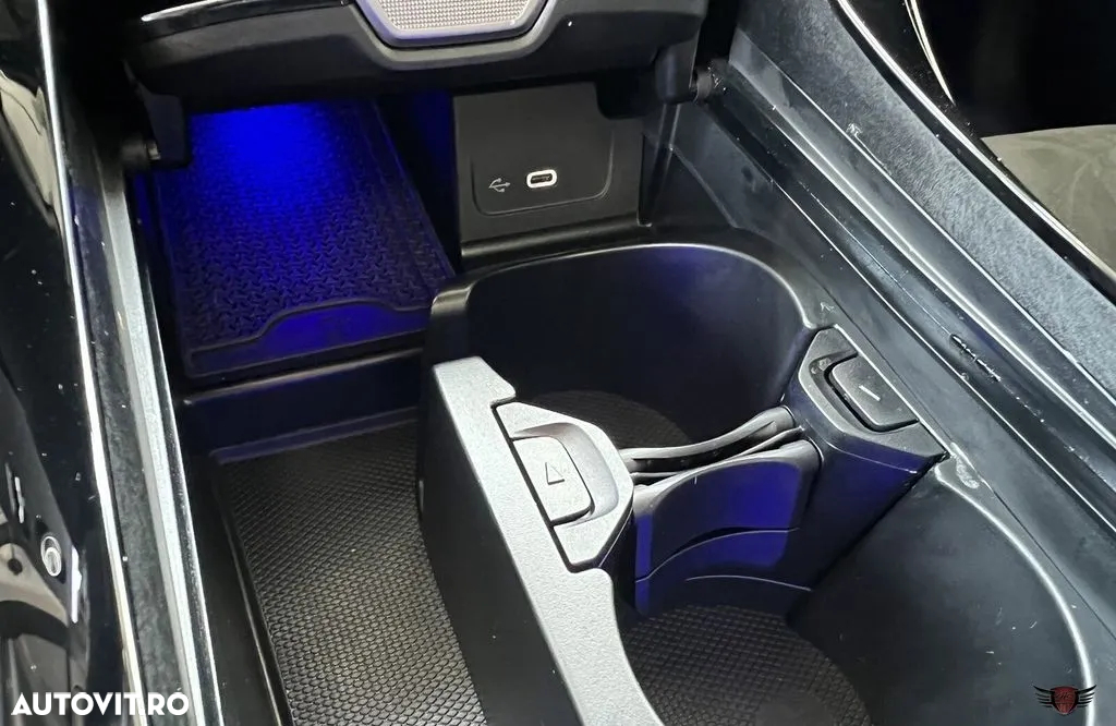 Mercedes-Benz CLE Mercedes-AMG 53 4MATIC+ AMG SPEEDSHIFT TCT 9G - 27