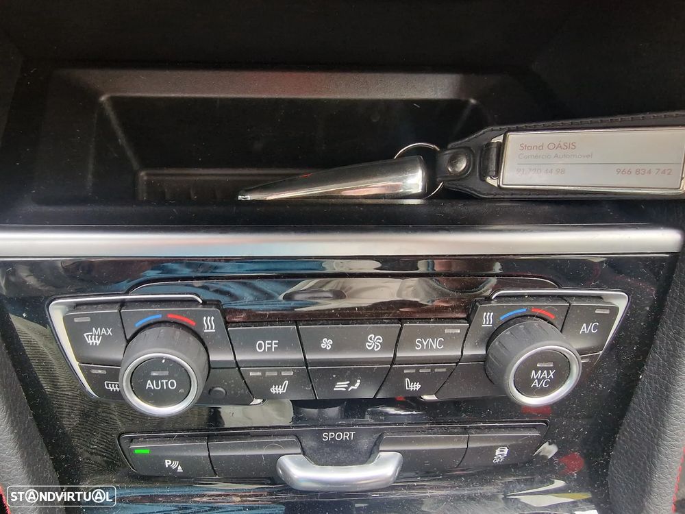 BMW 218 Active Tourer d Aut. - 11