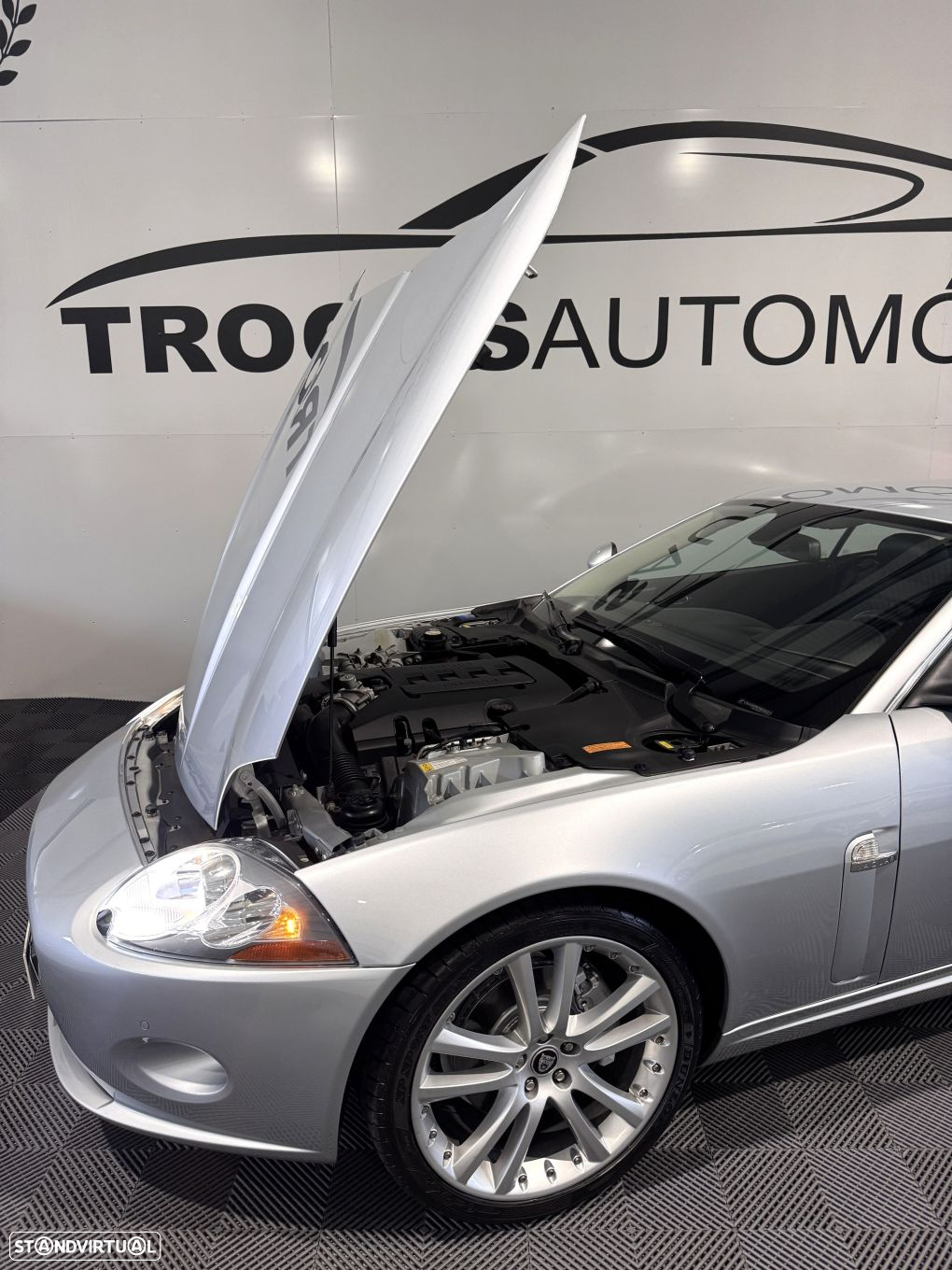 Jaguar XK 4.2 V8 Coupé - 52