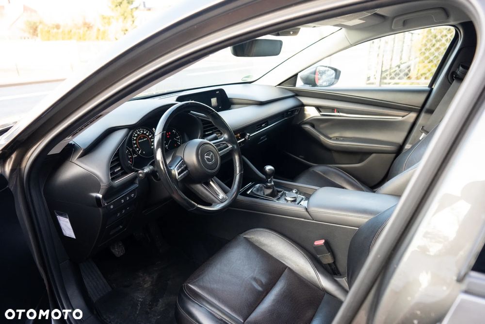 Mazda 3 SKYACTIV-X 2.0 M-Hybrid 100th Anniversary - 7