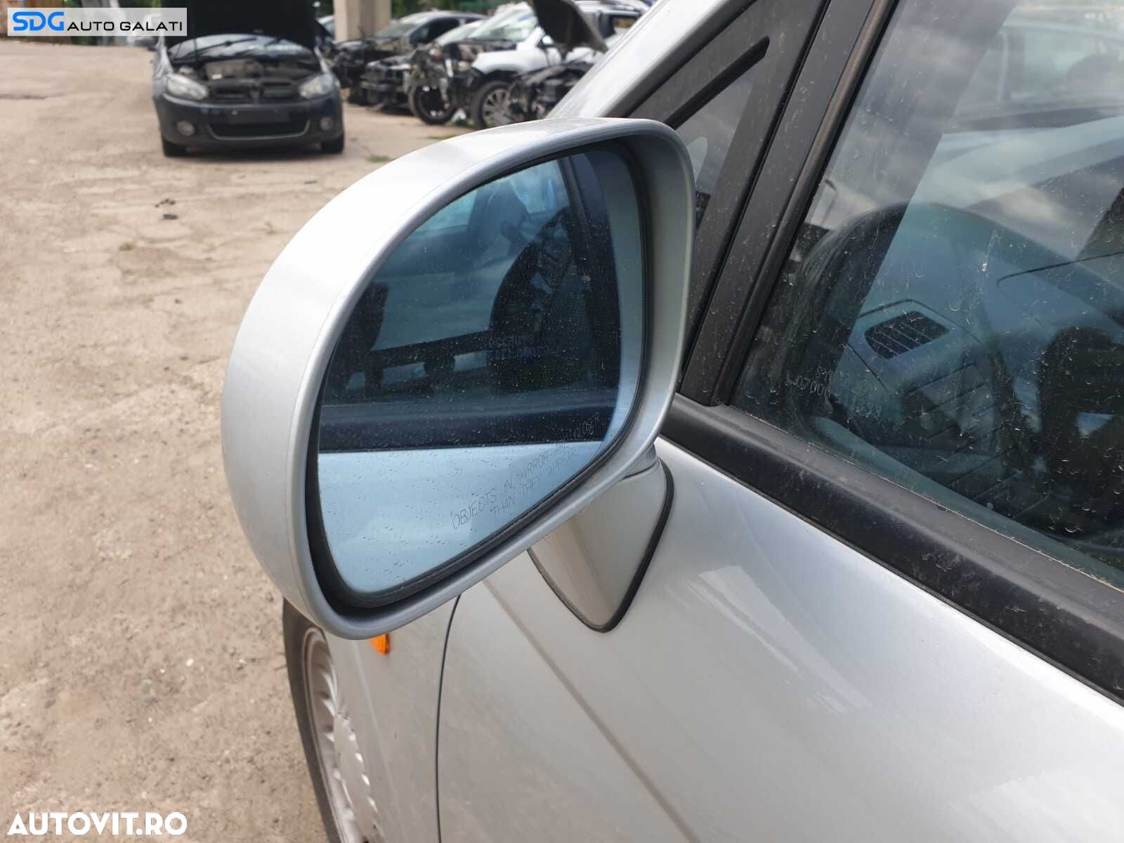 Oglinda Electrica Stanga Fara Pliere Rabatare SsangYong Rodius 2004 - 2012 Culoare SAF - 1