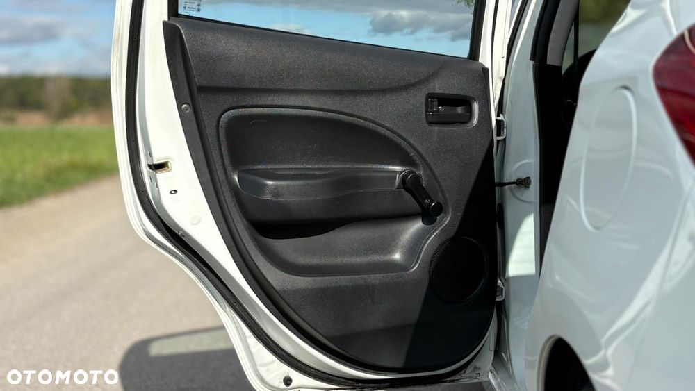 Mitsubishi Space Star 1.0 - 16