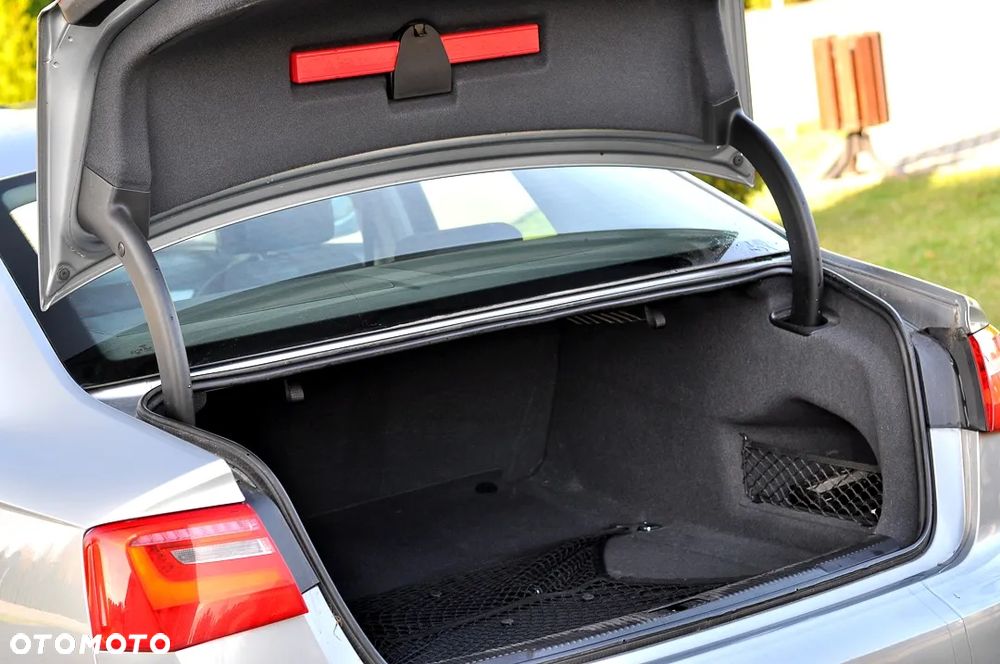 Audi A6 Limousine 2.0 TDI DPF multitronic sport selection - 14