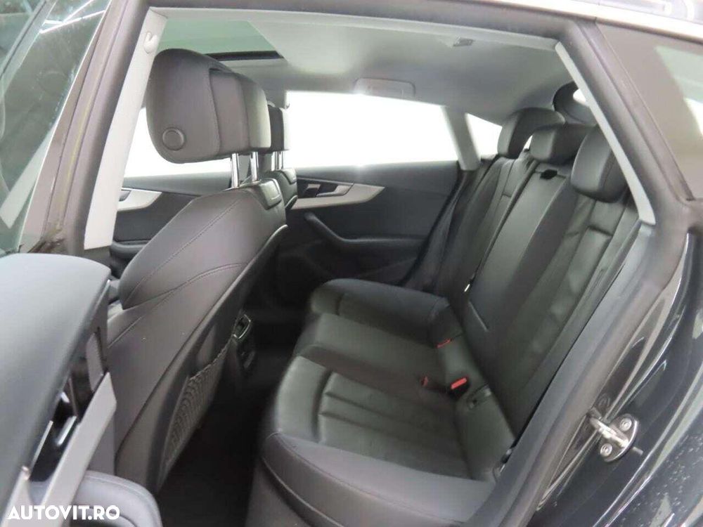 Audi A5 ack 40 TFSI S tronic S line - 8