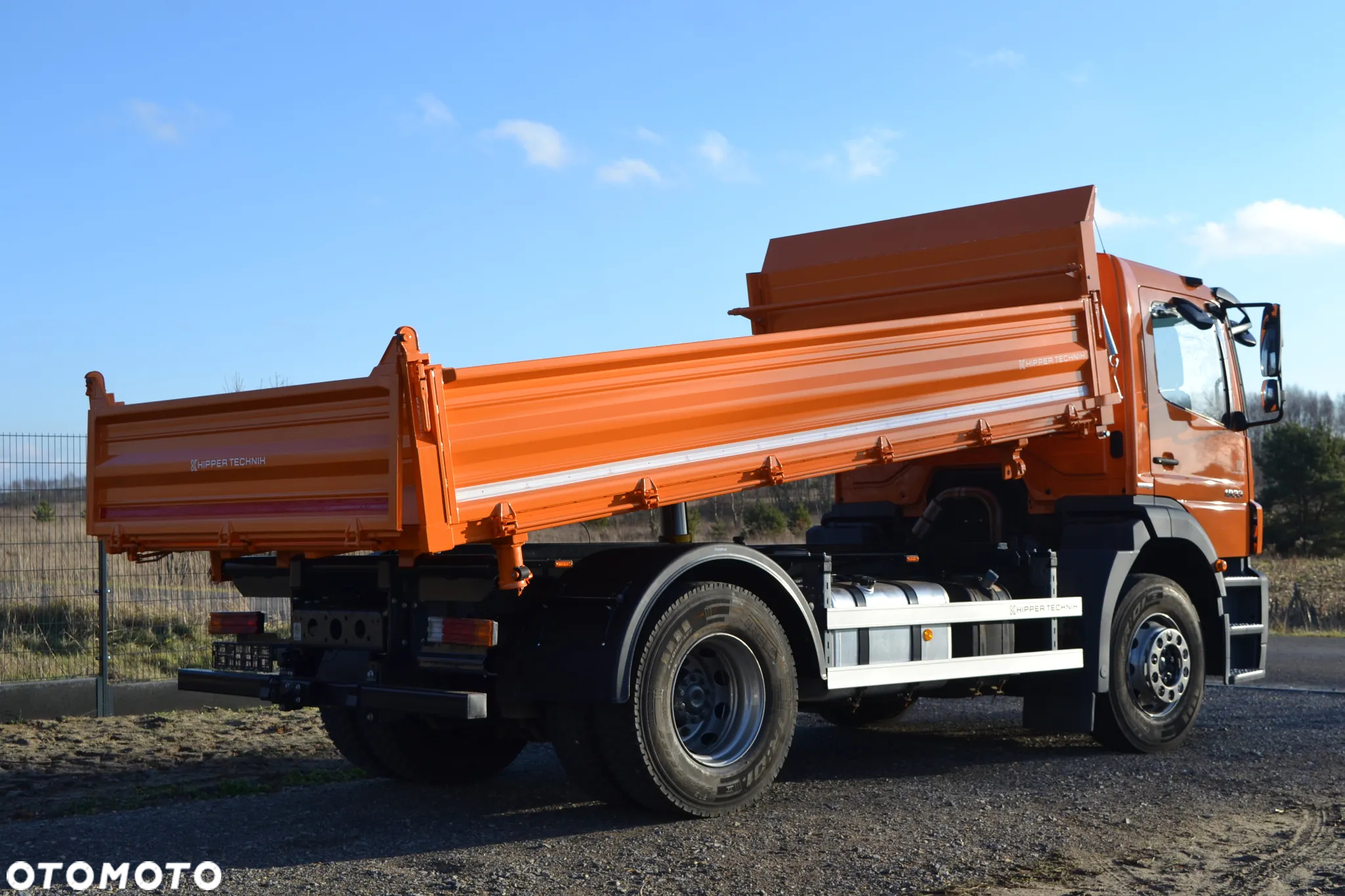 Mercedes-Benz Axor 1833 Nowy 3-stronny WYWROT Kiper WYWROTKA Antos 1829 Blokada mostu MANUAL Klima - 6