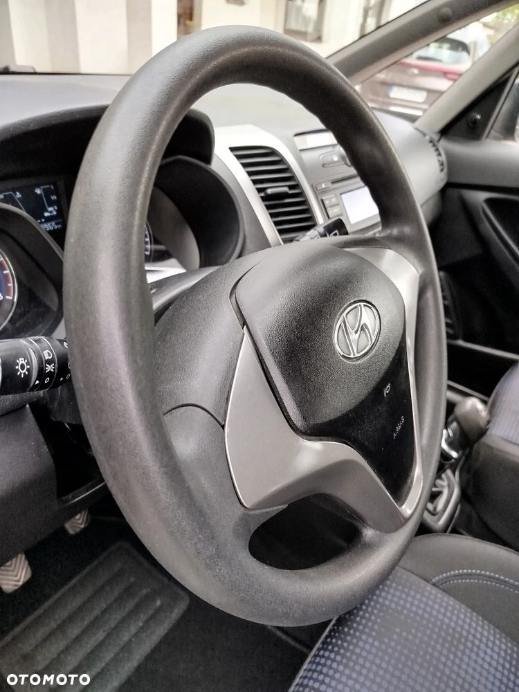 Hyundai ix20 1.4 blue Trend - 15