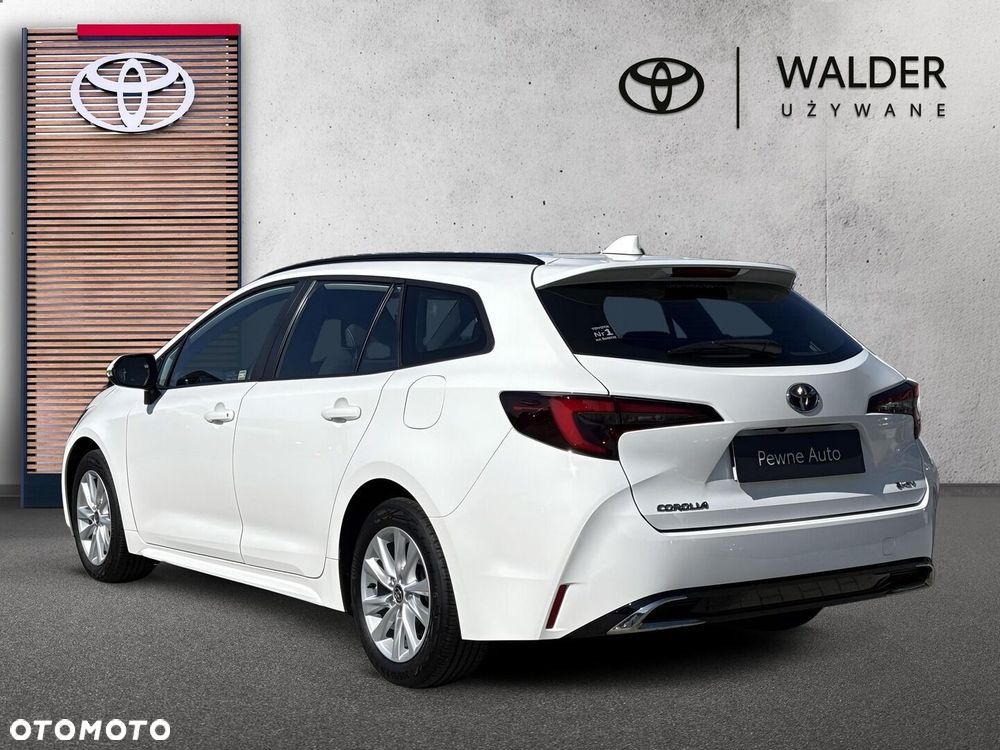Toyota Corolla 1.8 Hybrid Comfort - 3