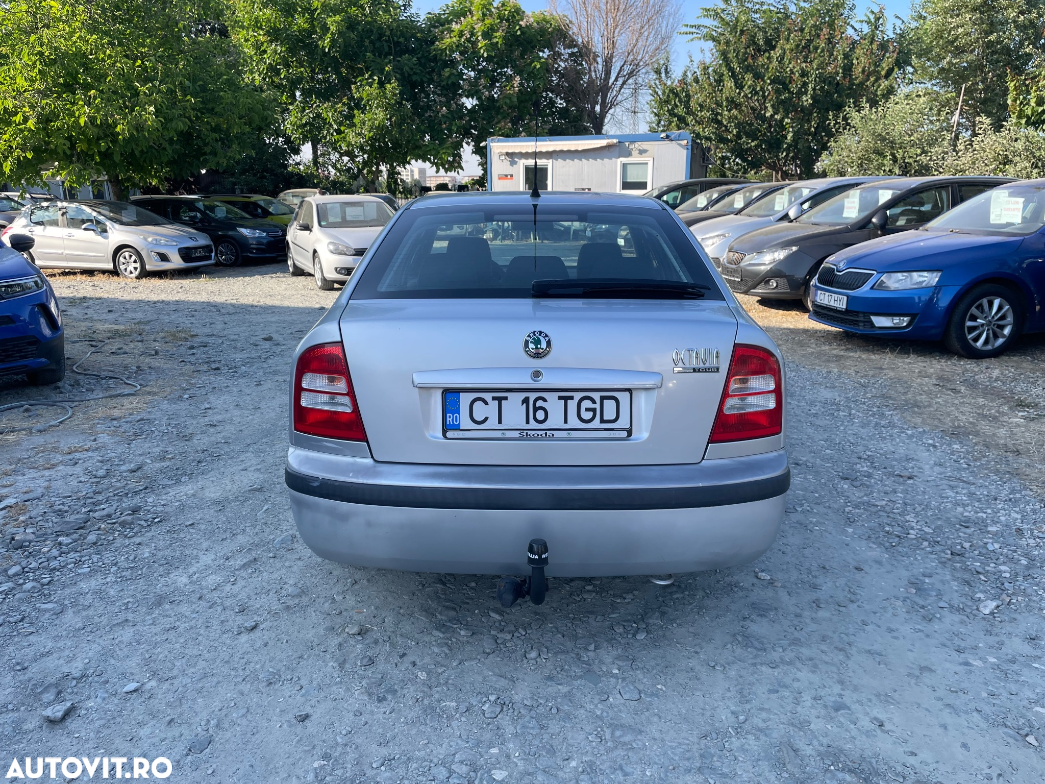Skoda Octavia 1.6 Tour - 4