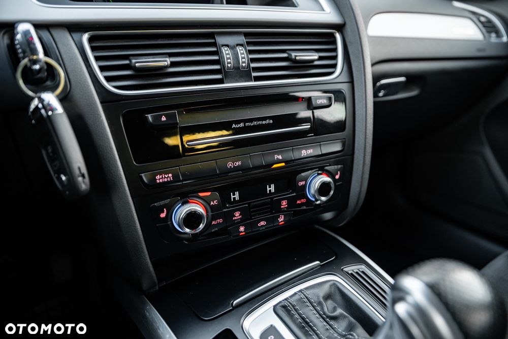 Audi A4 Avant 2.0 TDI S tronic sport - 32