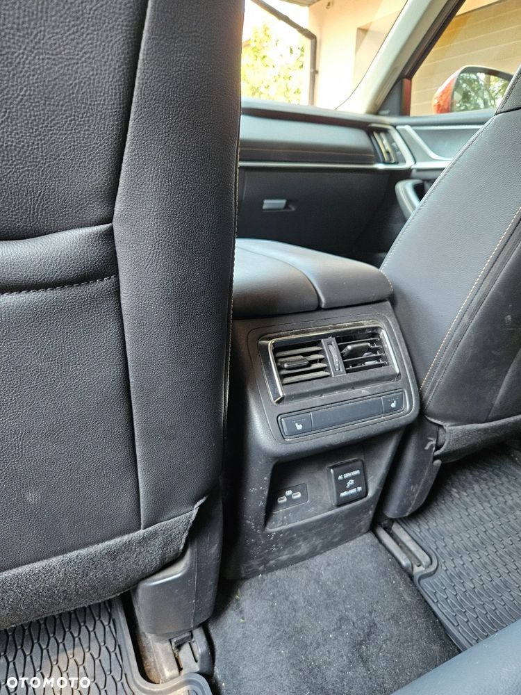 Mazda CX-60 - 11