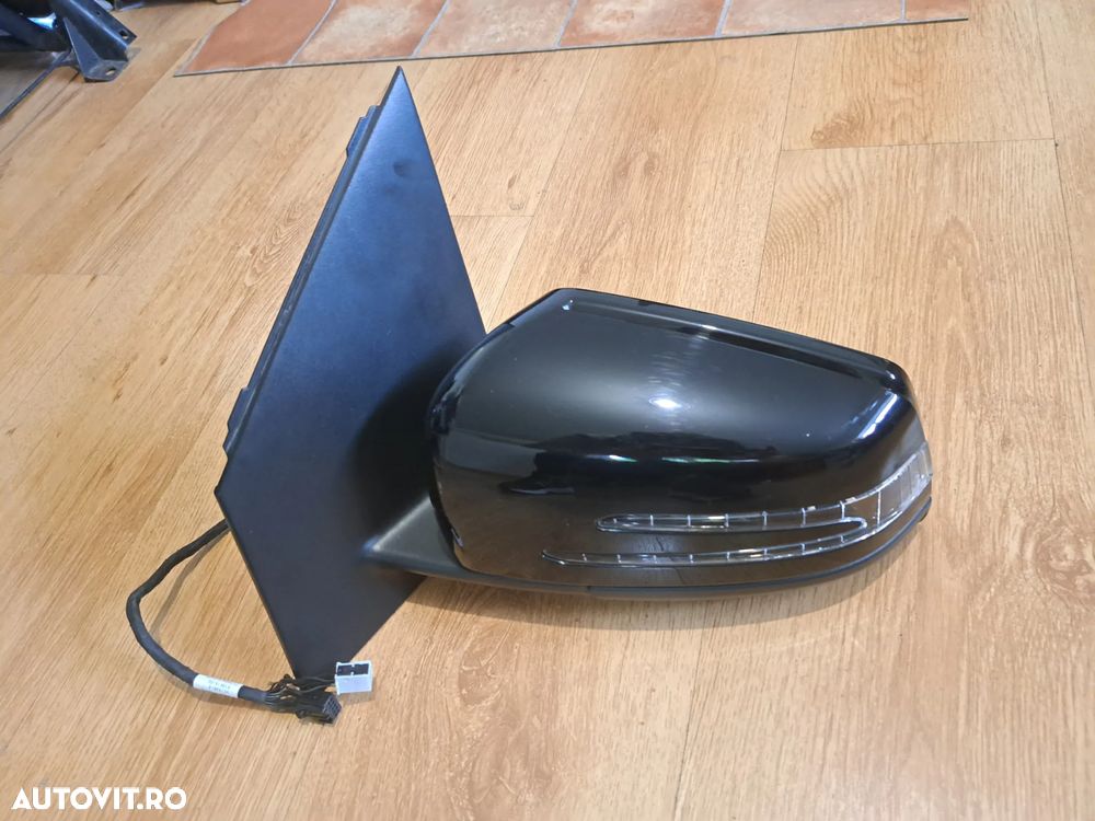 Oglinda exterioara stanga electrica rabatabila electrica side assist sticla cu electrocrom cu semnalizare culoarea negru Originala Mercedes W246 facelift - 2