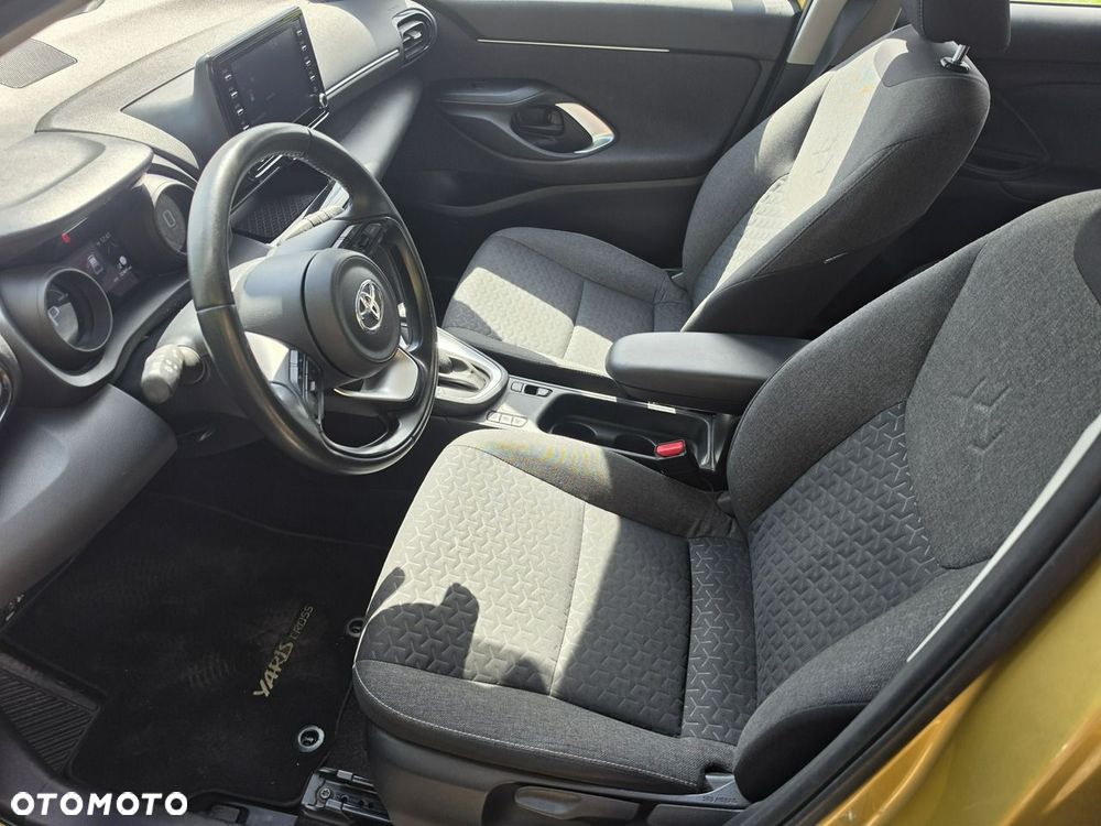 Toyota Yaris Cross Hybrid 1.5 Comfort - 18