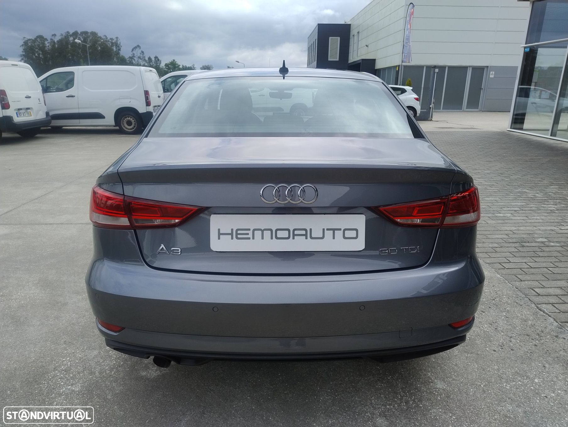 Audi A3 Limousine 30 TDI Design - 8