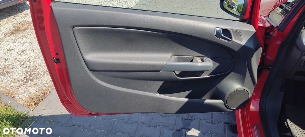 Opel Corsa 1.6 Turbo Edition - 18