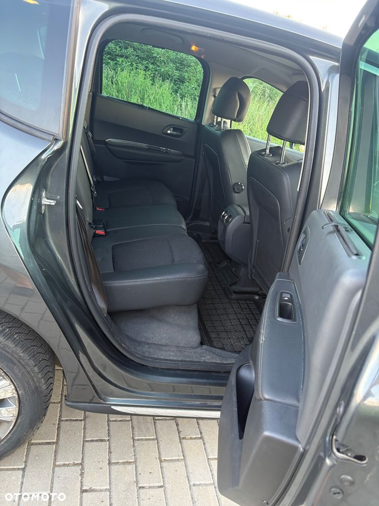 Peugeot 3008 1.2 PureTech Allure S&S - 8