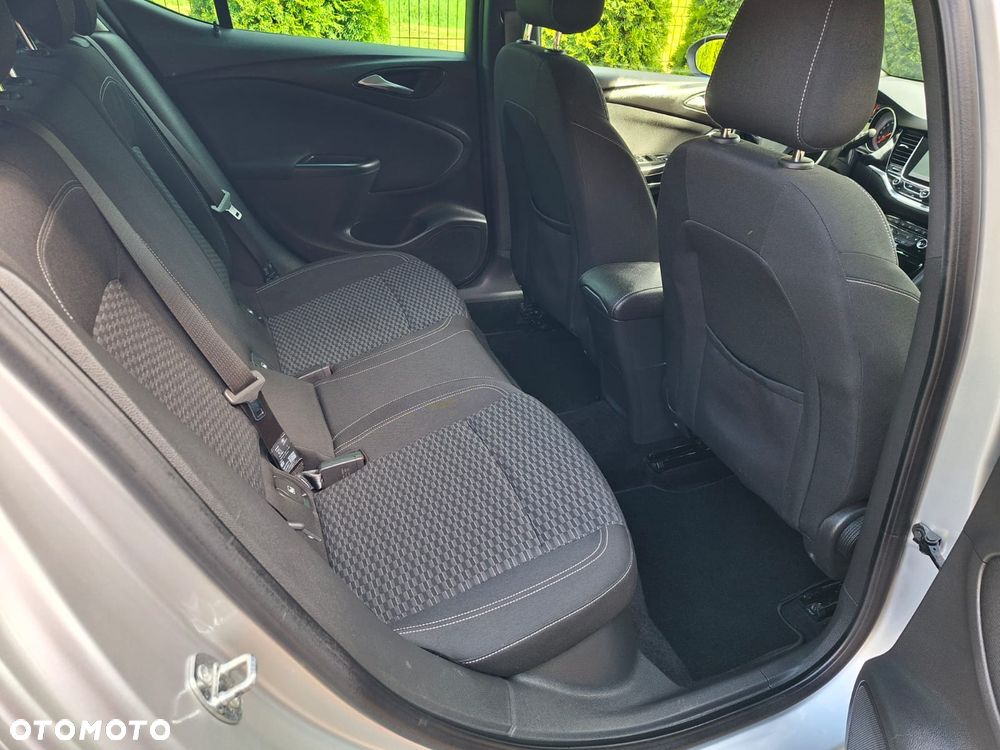 Opel Astra 1.4 T Elite S&S - 10