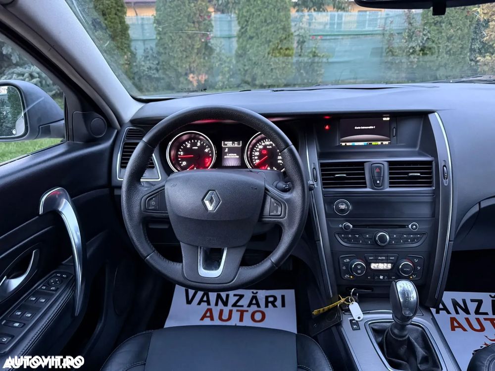 Renault Latitude 2.0 dCi Luxury - 12