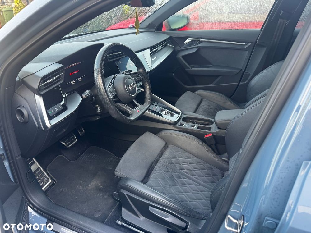 Audi RS3 Sportback - 17