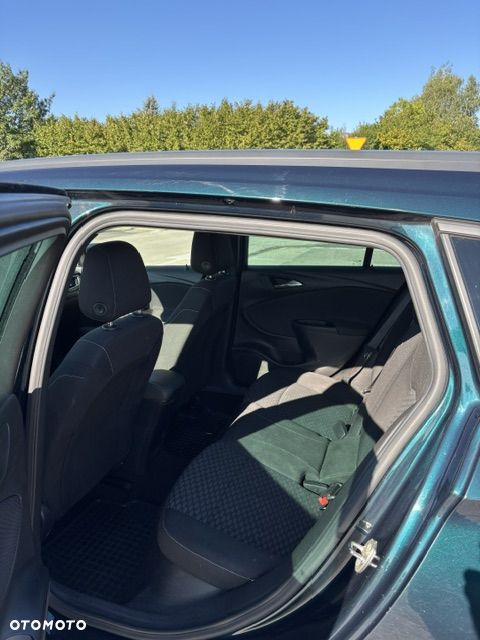 Opel Astra - 10