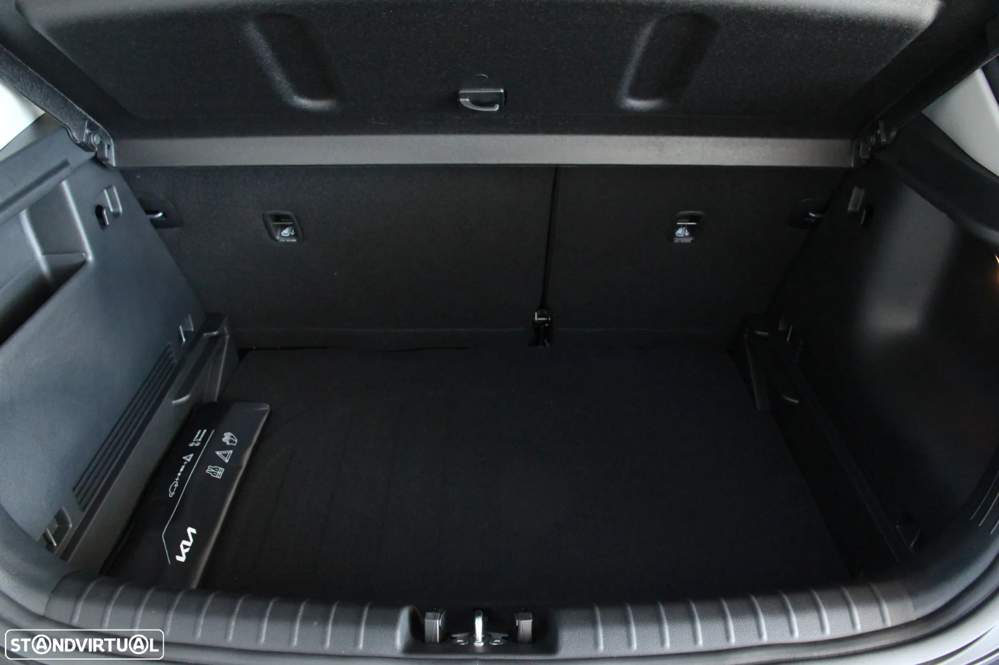 Kia Stonic 1.0 T-GDI Drive - 24