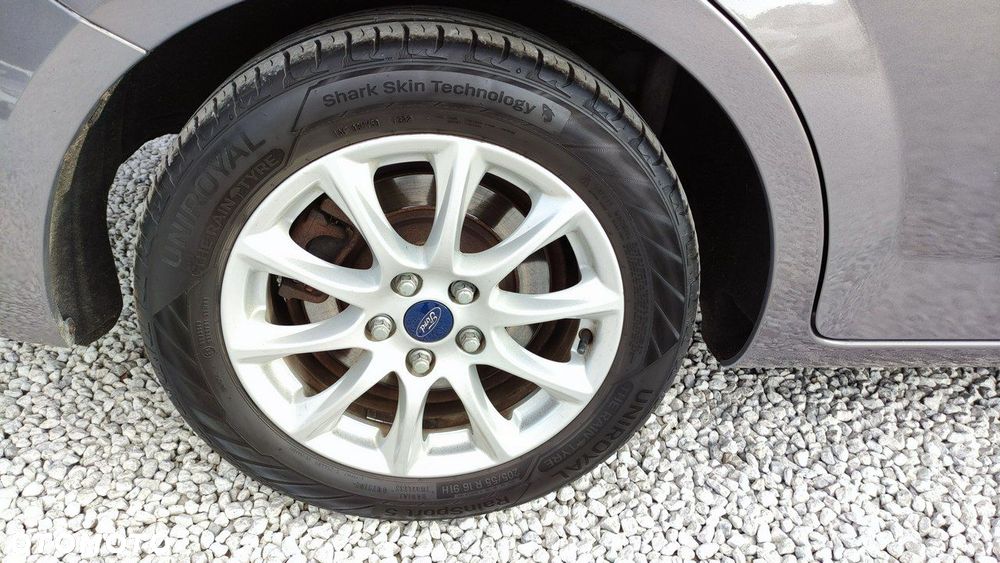 Ford Mondeo - 23