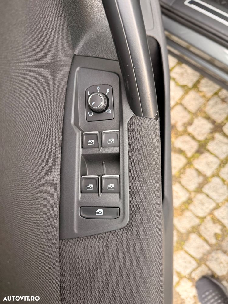 Volkswagen Tiguan - 25