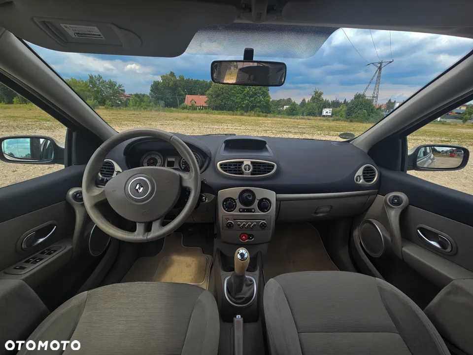 Renault Clio 1.6 16V Exception - 31