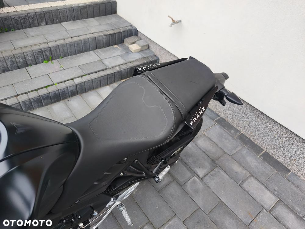 Yamaha MT - 21