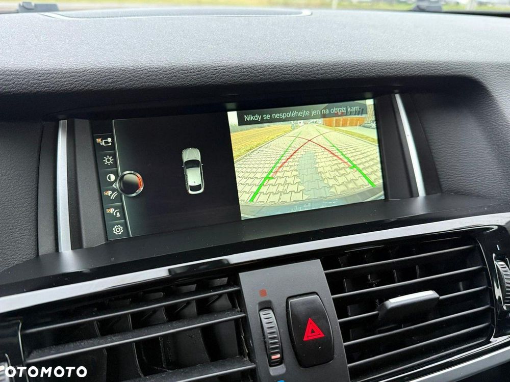 BMW X4 xDrive20d xLine - 32