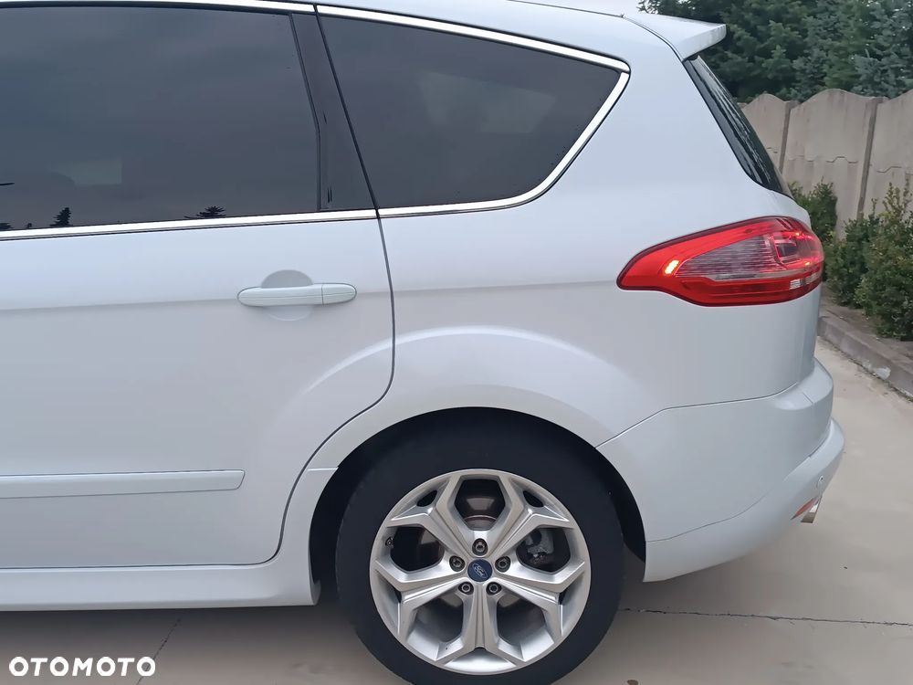 Ford S-Max - 28